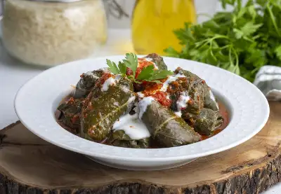 En Kolay Dolma Tarifleri: Nefis ve Pratik 24 Dolma ve Sarma Tarifi 8