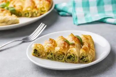 El Açması Börek Tarifleri: Birbirinden Nefis ve Kolay 17 El Açması Börek Tarifi 4