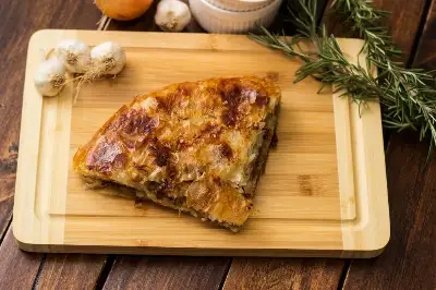 Hazır Yufkadan Börek Tarifleri: El Açmasını Aratmayacak Yufkalı 28 Kolay Börek Tarifi 9