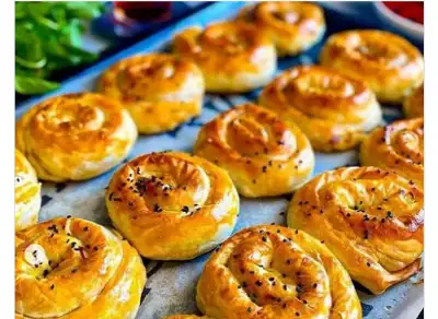 Hazır Yufkadan Börek Tarifleri: El Açmasını Aratmayacak Yufkalı 28 Kolay Börek Tarifi 6