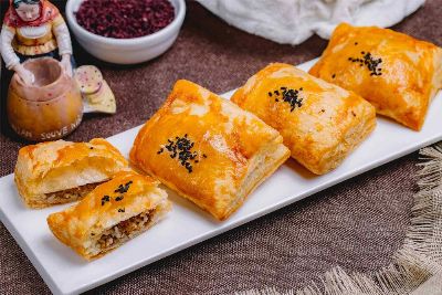 Milföy Hamurlu Börek Tarifleri: Milföyle Hazırlayabileceğiniz 15 Pratik ve Farklı Börek Tarifi 5