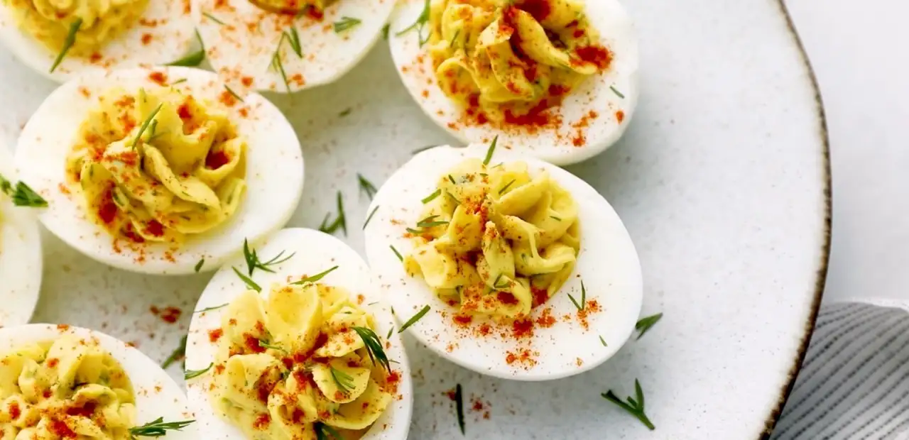 Deviled Egg Tarifi