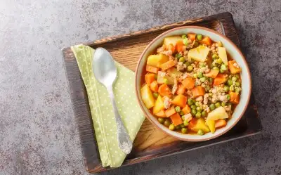 Kıymalı Bezelye Yemeği Tarifi